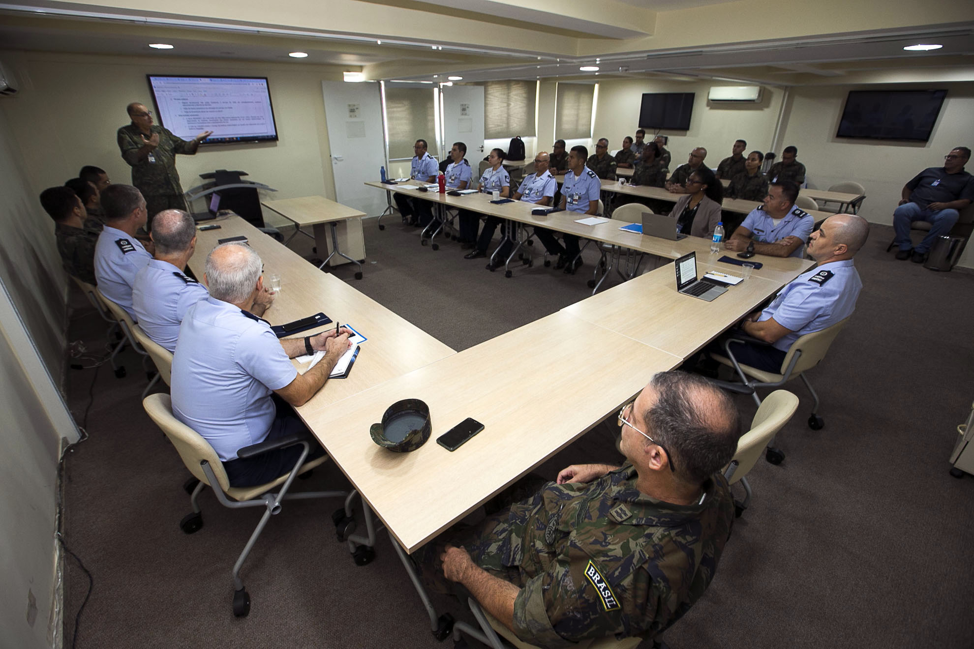 DECEA promove Painel Normativo de Meteorologia Aeronáutica