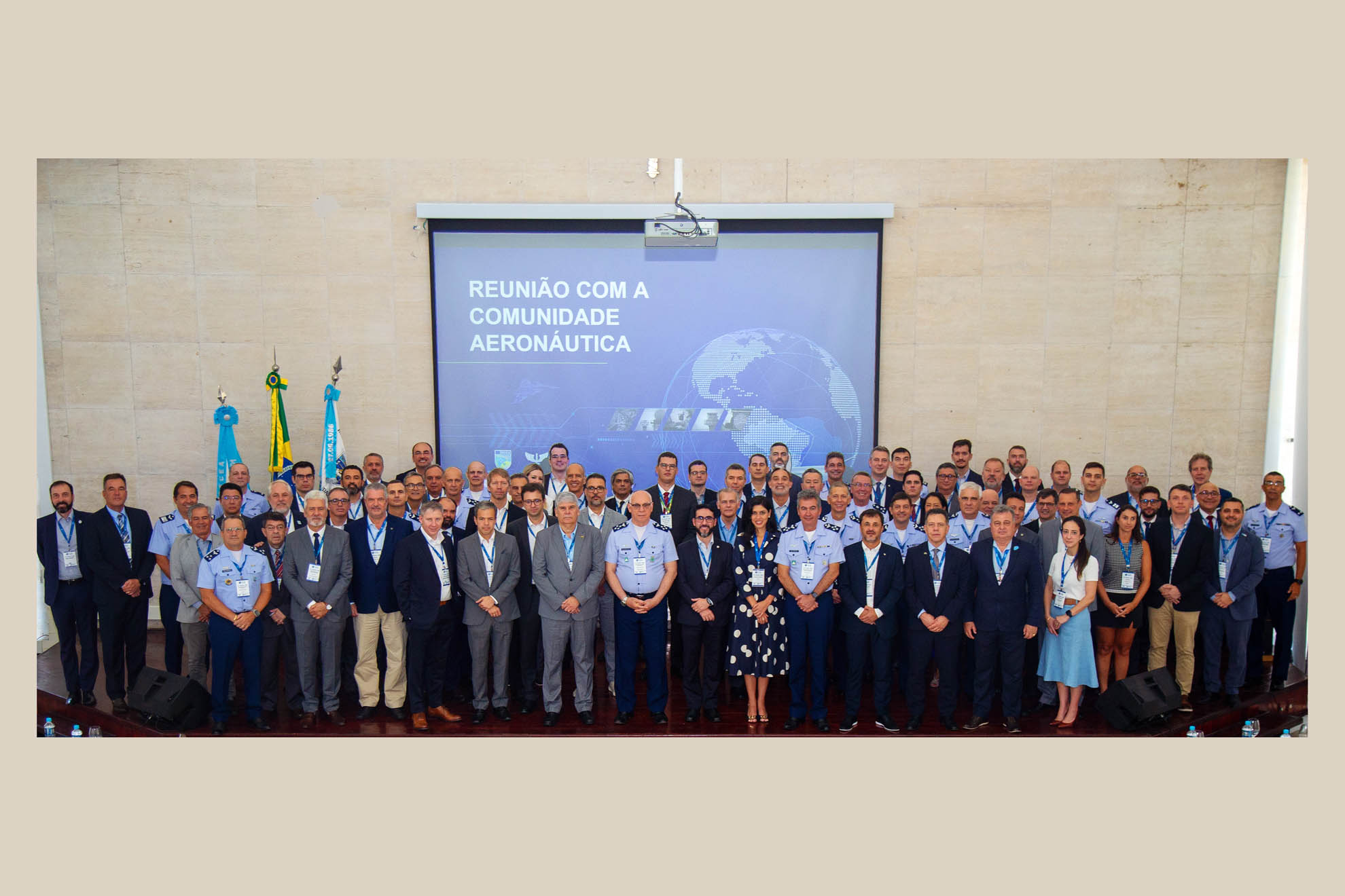 FOTO OFICIAL