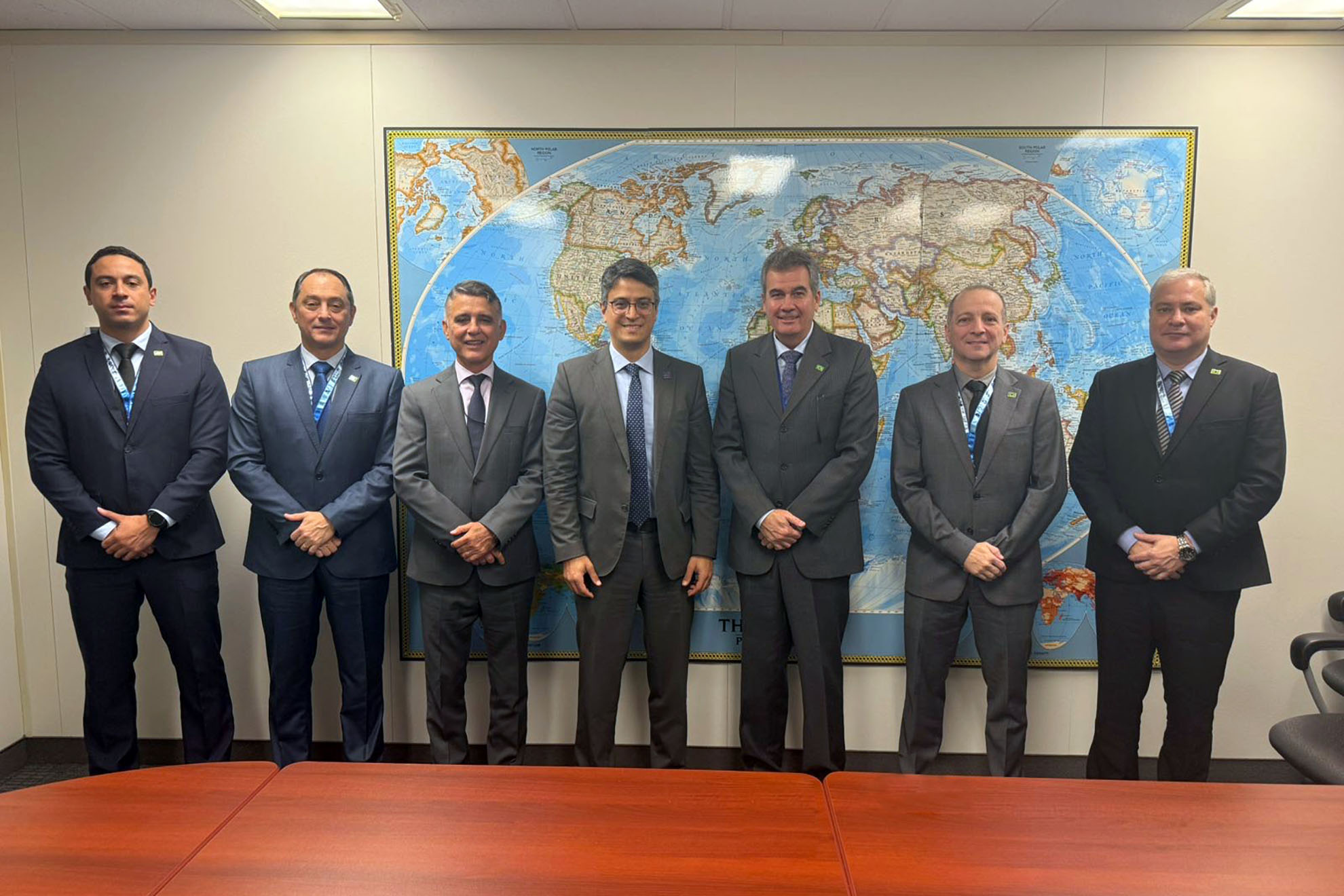 Diretor-Geral do DECEA reúne-se com dirigentes da OACI, em Montreal