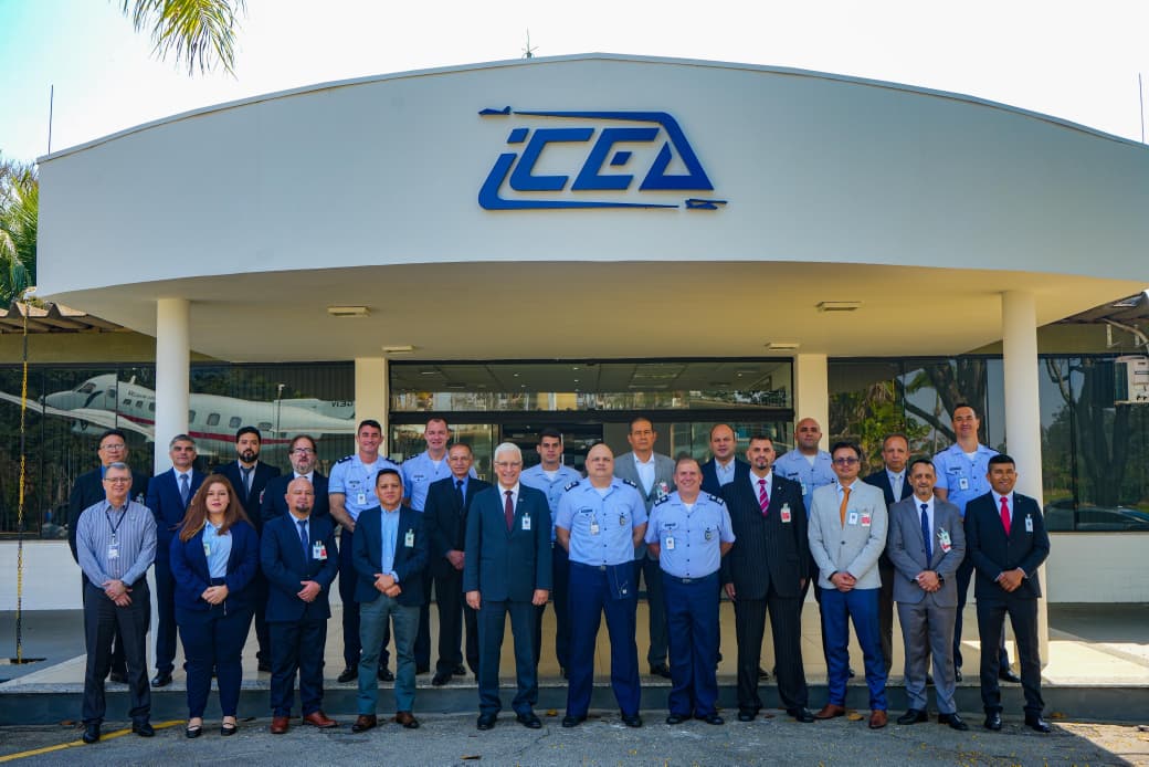 ICEA recebe primeira turma do Curso de Planificación del Espacio Aéreo