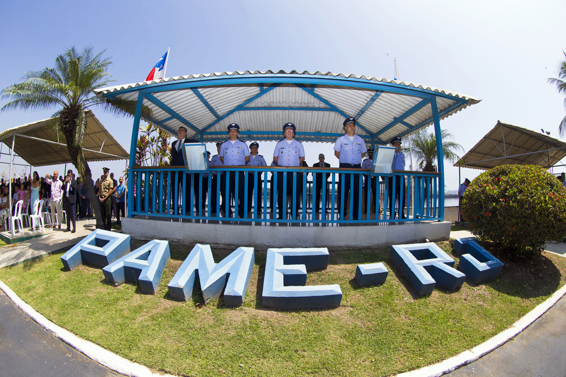 PAME-RJ comemora aniversário com solenidade militar