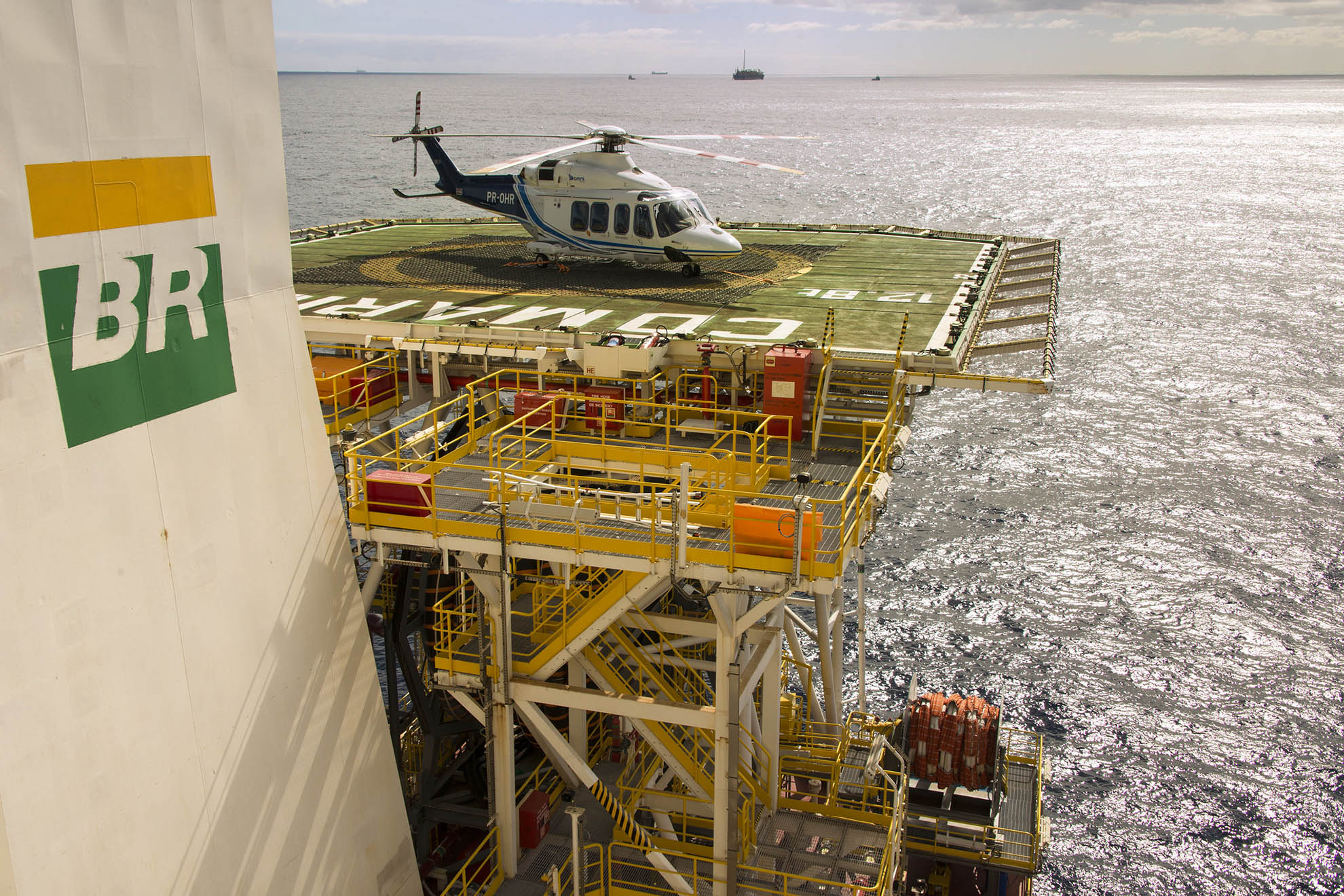 Ampliação da cobertura ADS-B reforça vigilância aérea nas bacias petrolíferas brasileiras