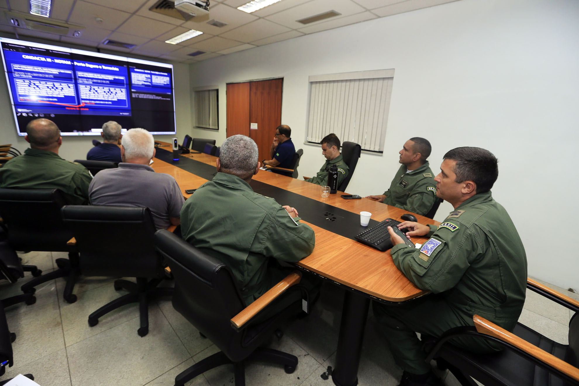 Reunião entre CGNA e a comunidade aeronáutica trata da alta temporada de tráfego aéreo no fim de ano