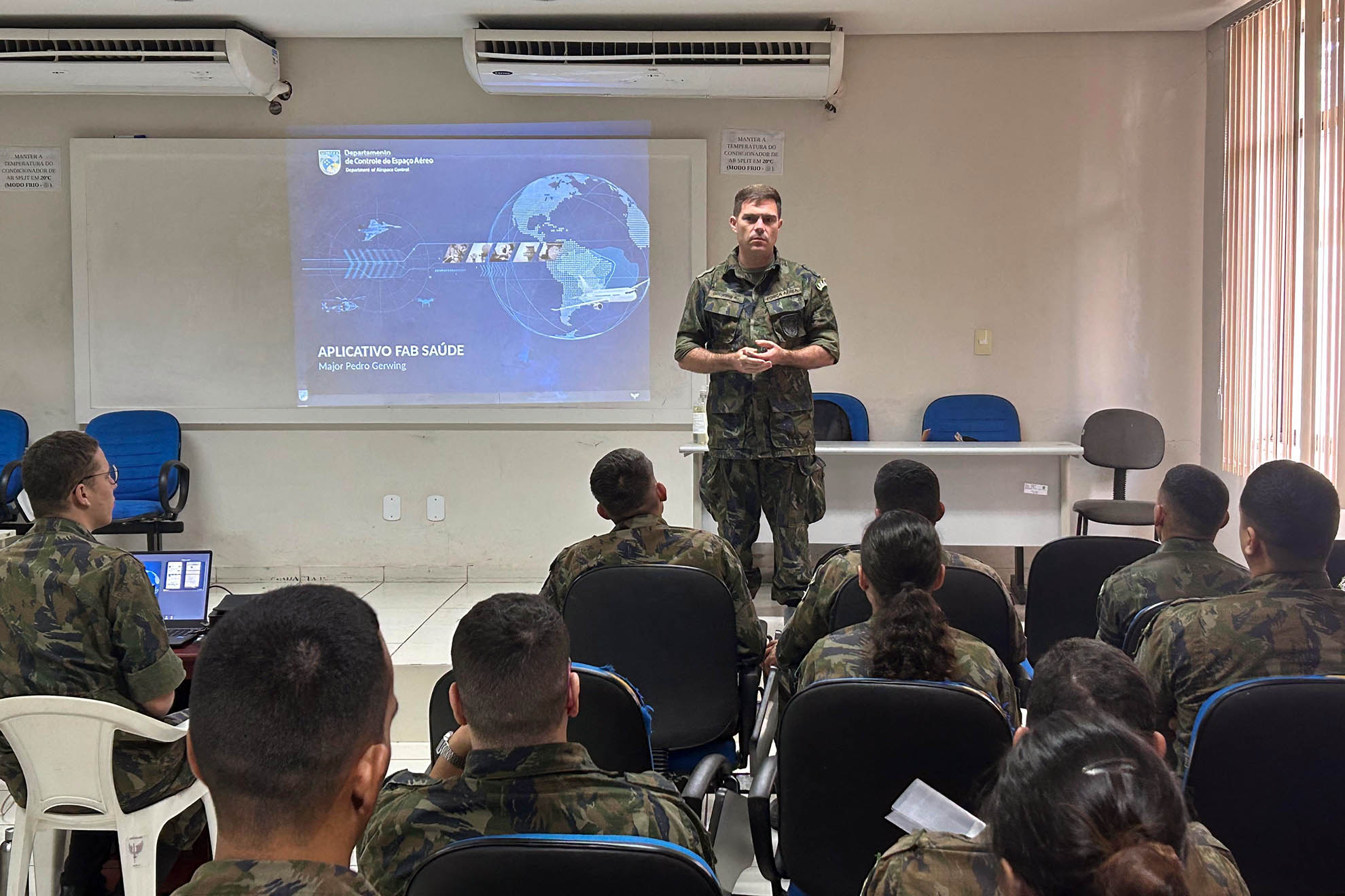 e0f2c03a-728a-45c5-a8fd-341d085b6994