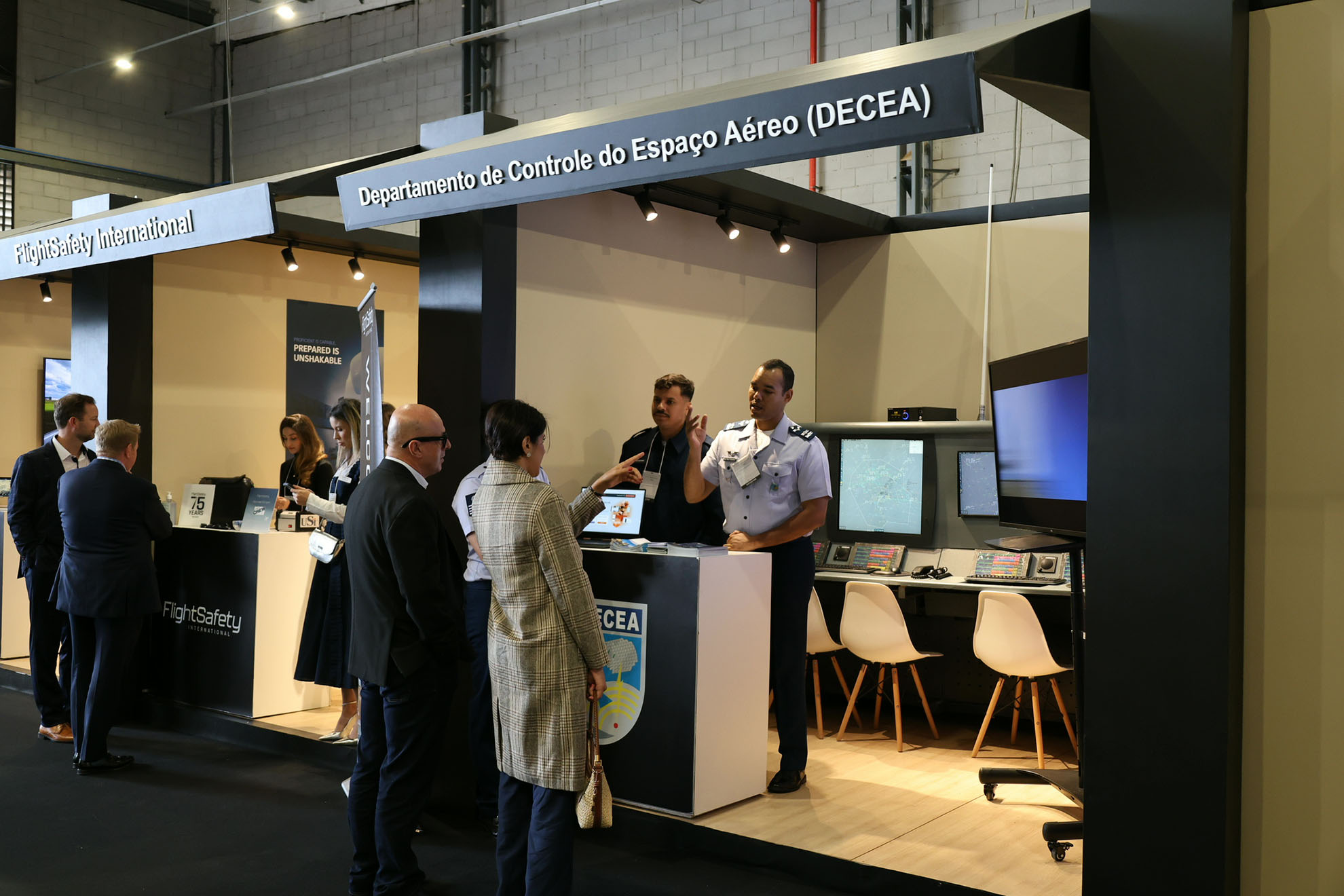 DECEA apresenta capacidades operacionais e tecnologias no Catarina Aviation Show 2026